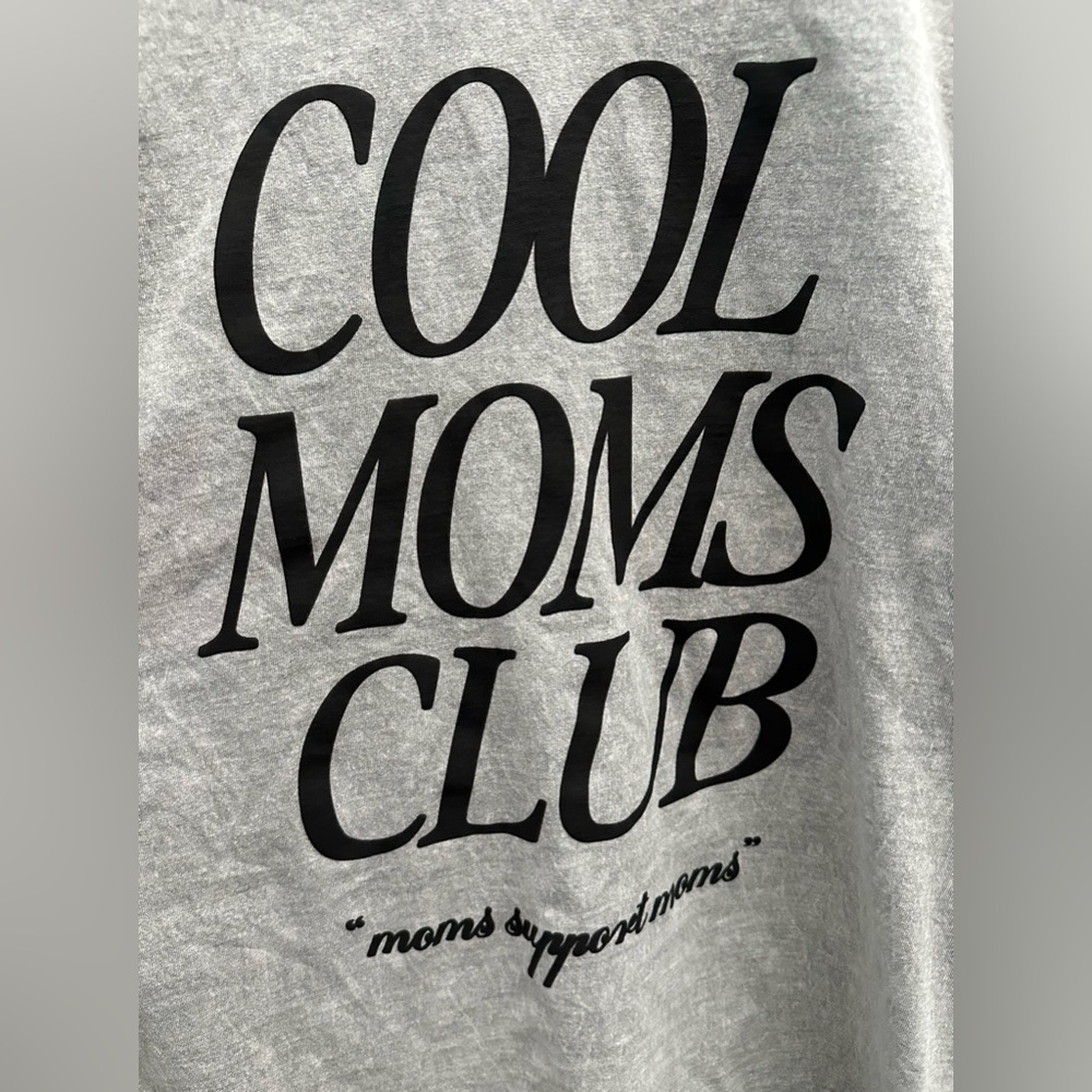 Karrie Locher x Slyfox Threads Cool Moms Club T-shirt - Picture 3 of 7